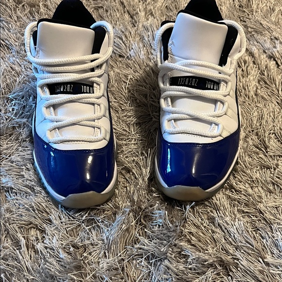 Jordan Blue and White Sneakers - Picture 1 of 3